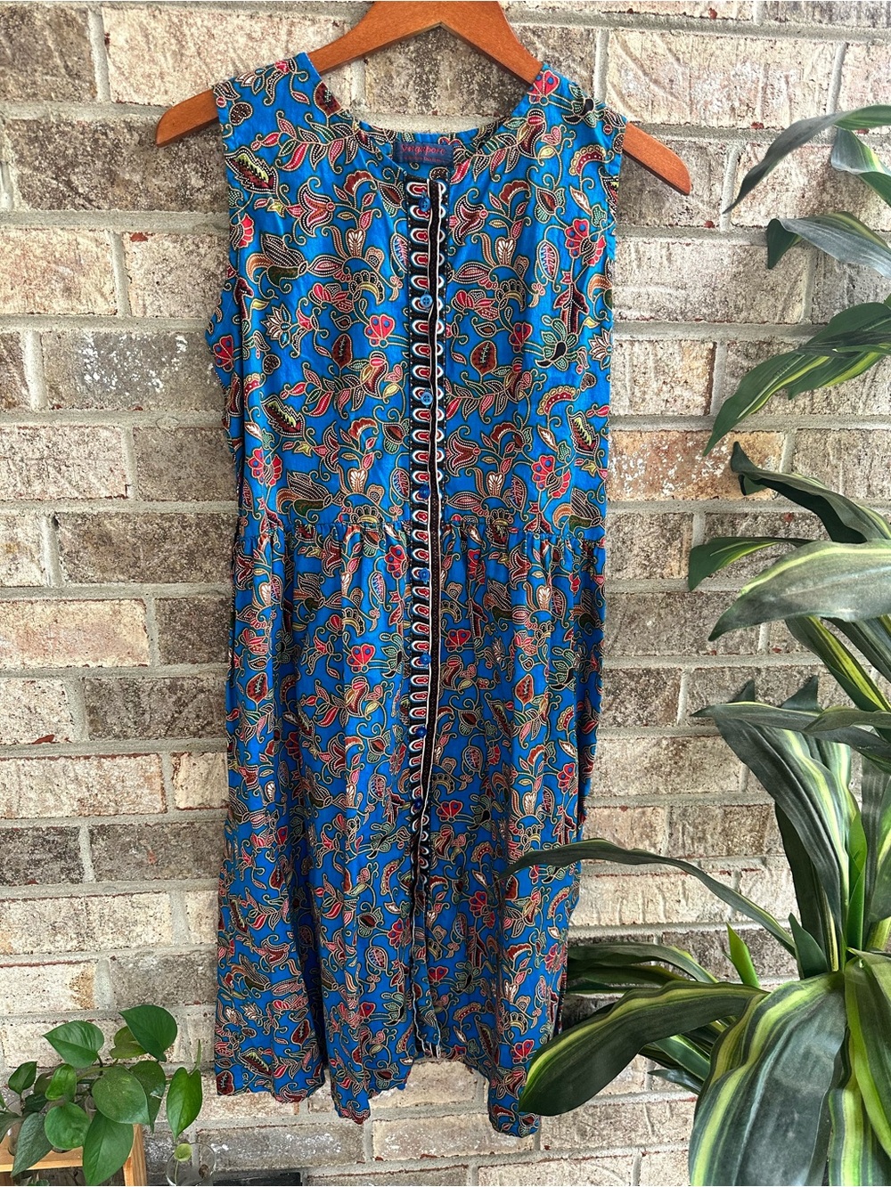 Ethnic batik cotton Blue Floral Sleeveless Midi Dress embroidered button front
